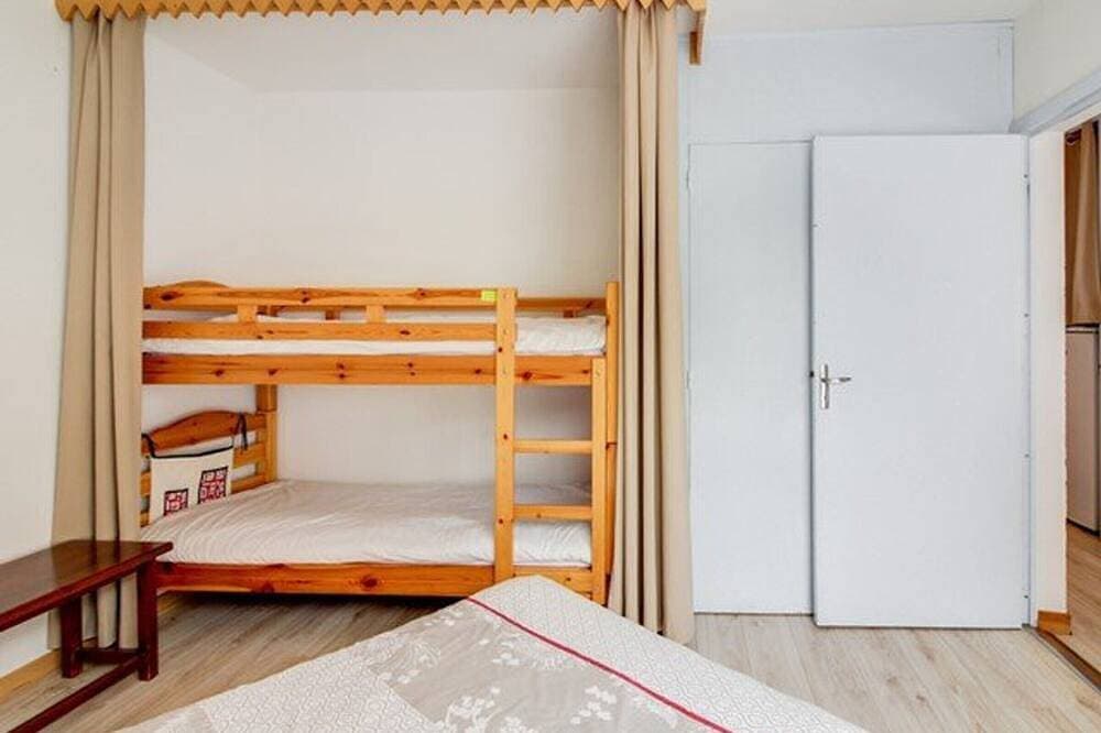 Foto 4 von 10: Helle 2-Zi.-Wohnung, 6 Pers., Parkplatz, in der Nähe von Geschäften und Skifahren