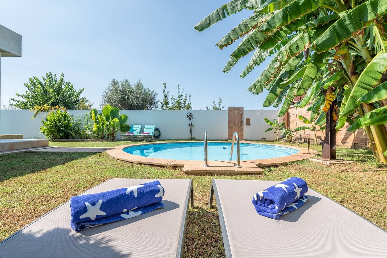 Foto 2 von 24: Äußerst moderne Villa „Zoe“ mit Pool
