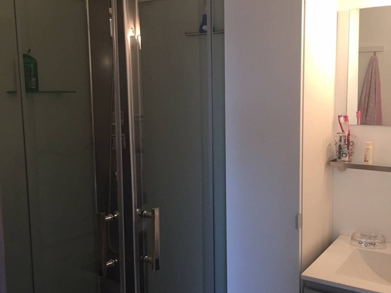 Foto 5 von 7: Renoviertes 2-Zimmer-Apartment mit Wifi in Balaruc-les-Bains