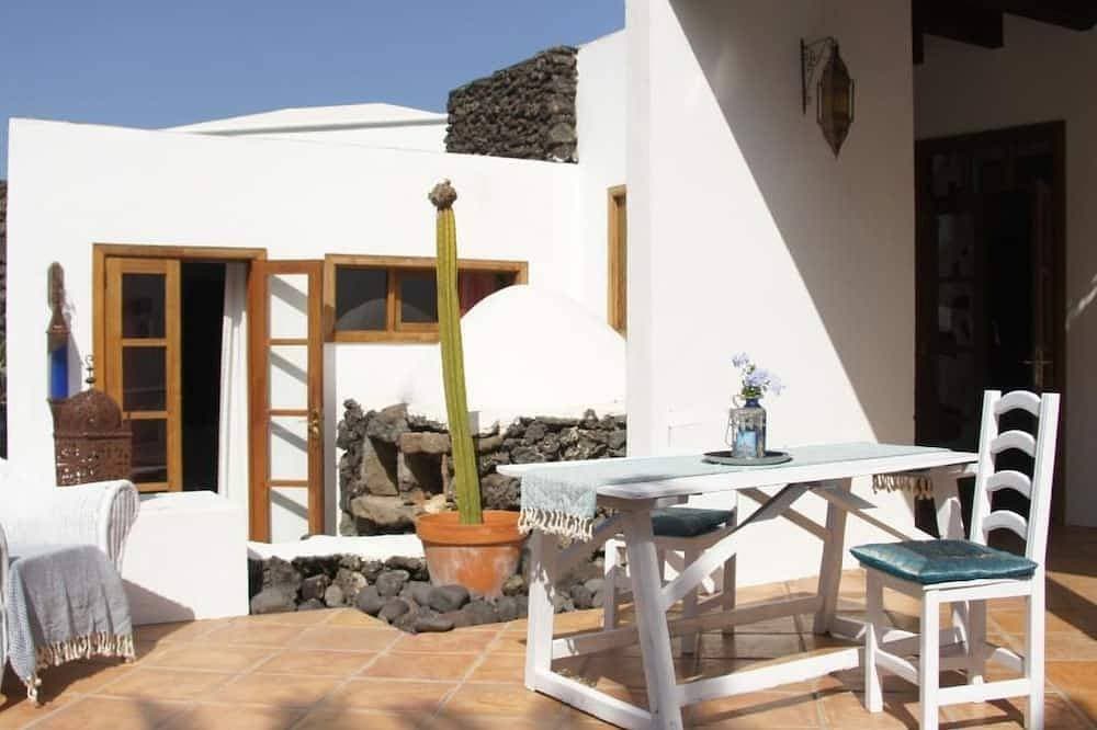 Appartement Casa Hibisco mit schönem Garten 1