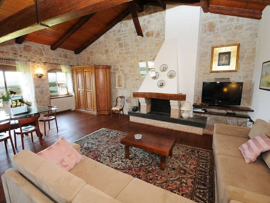 Foto 8 von 39: Villa in Vrsar mit Parken und Grill