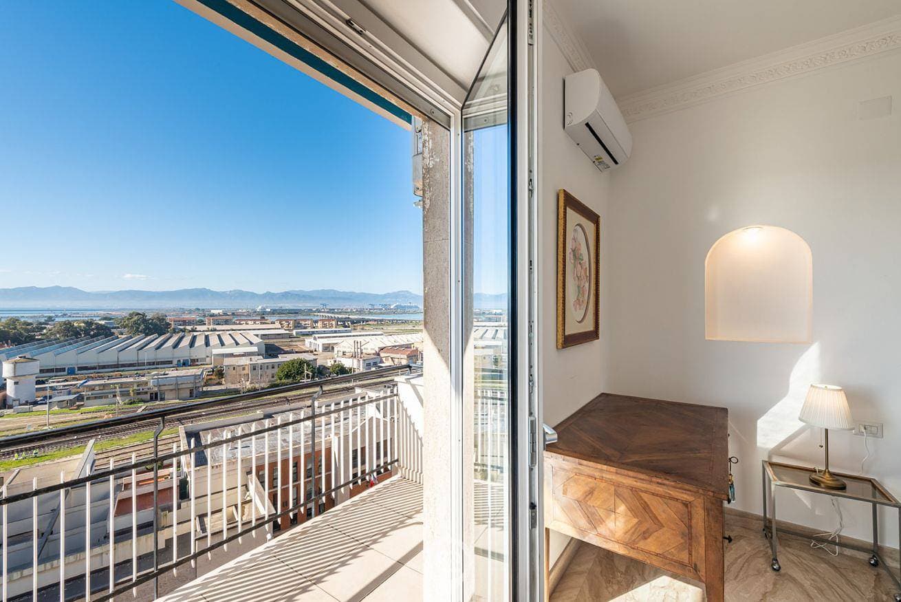 Foto 6 von 37: Ferienwohnung für 4 Personen mit Balkon/Terrasse