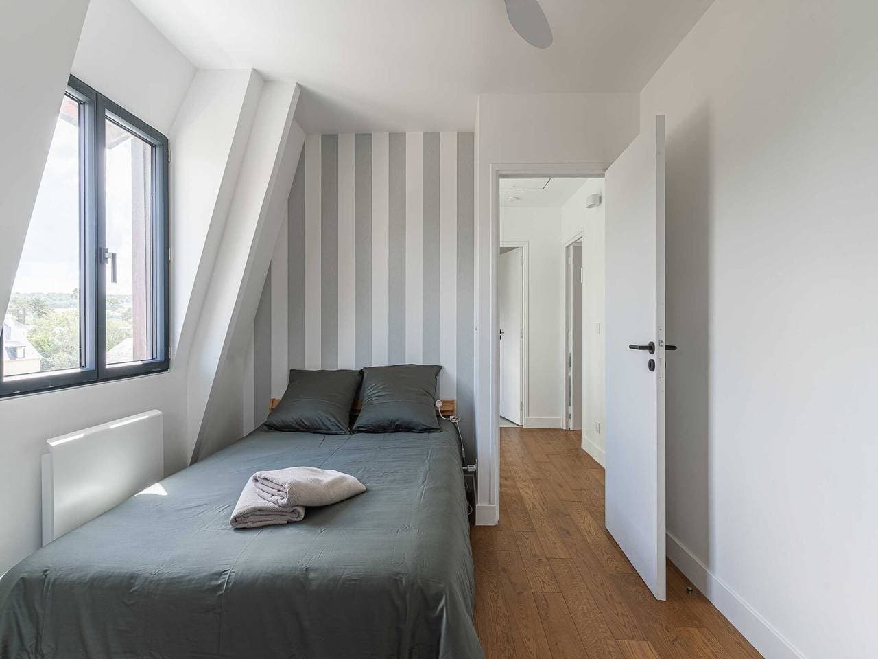 Foto 3 von 30: Charmantes Haus mit 5 Schlafzimmern und 10 Plätzen in Meeresnähe - Benerville