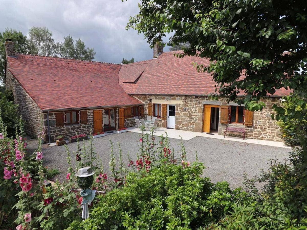 Maison de campagne spacieuse avec grand jardin, animaux acceptés 1