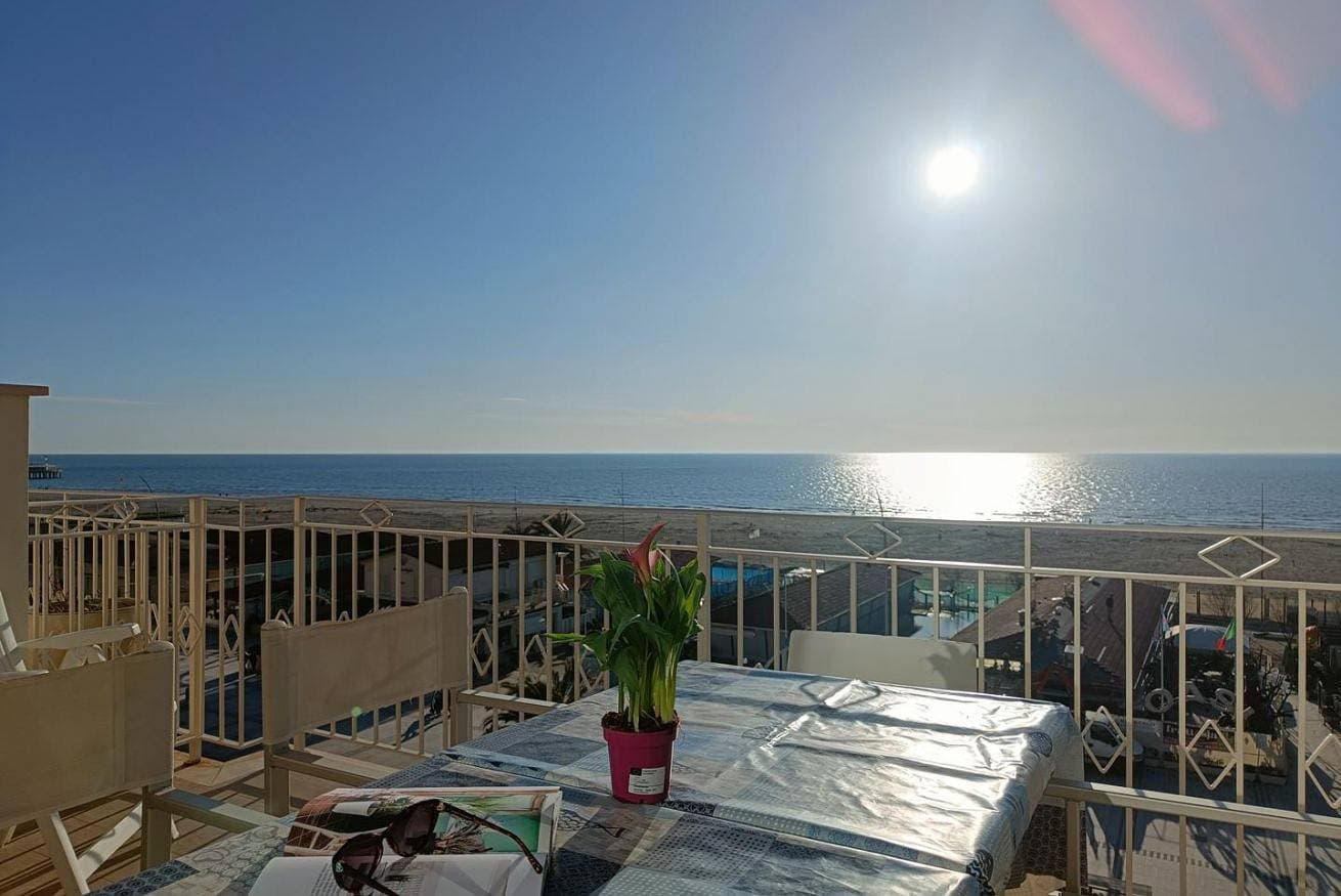 Foto 3 von 30: Ferienwohnung für 4 Personen mit Balkon/Terrasse