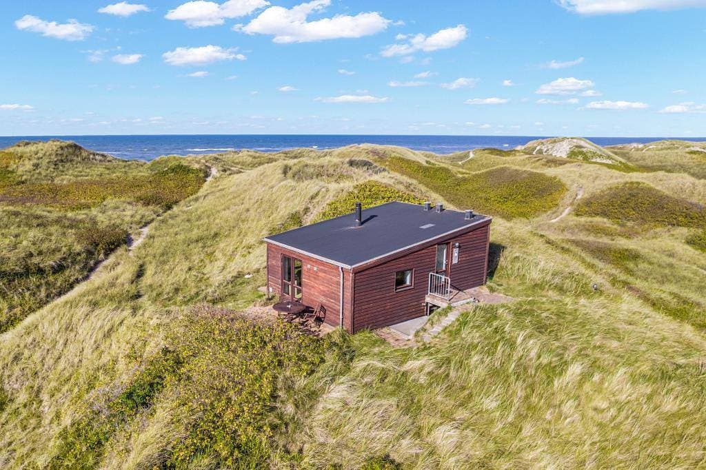 Romantisches Ferienhaus mit tollem Meerblick in Søndervig 1