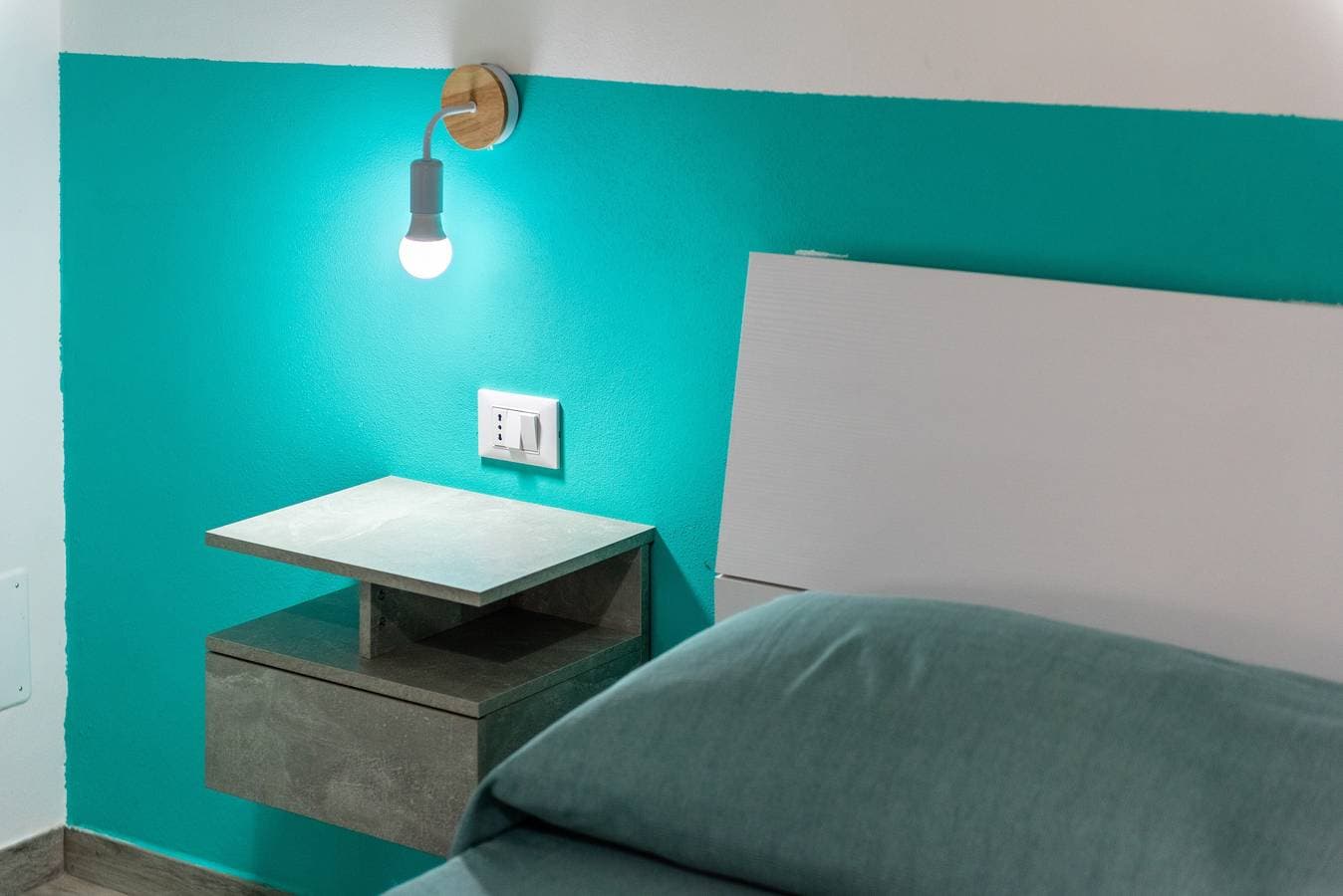 Foto 7 von 23: Zimmer 'Perla Marina – Cattedrale di Sale' mit Balkon, WLAN, Klimaanlage und Gemeinschaftsküche