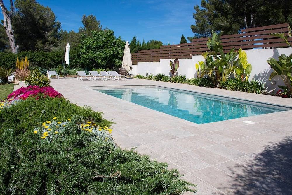 Schöne Villa auf Mallorca, Santa Ponsa. Hell und Sonne den ganzen Tag beleuchtet. 1