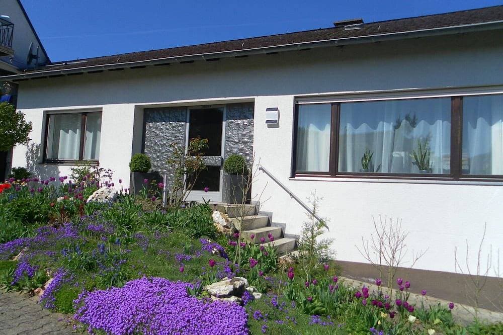 Foto 10 von 20: Herzlich Willkommen  Ferienhaus Schmitz Nr.2,   für 2 bis 4 Pers.  mit WLAN
