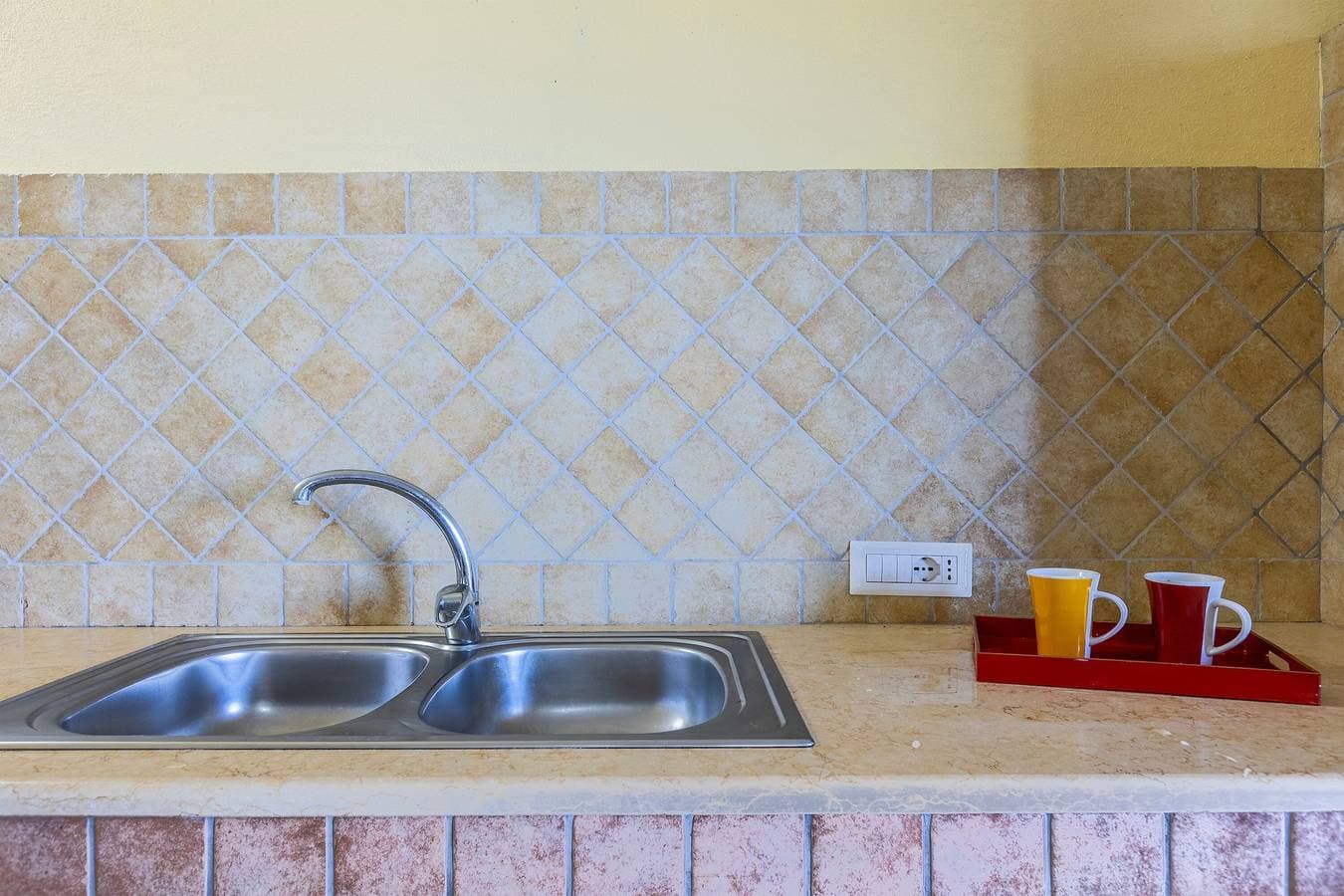 Foto 8 von 32: Ferienwohnung 'Casa Orizzonte Anglona' mit privater Terrasse, Garten und WLAN