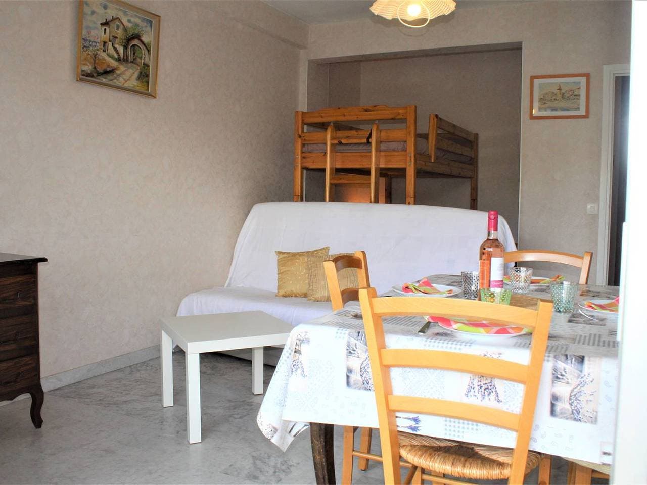 Foto 4 von 15: Studio, 4 Personen, 30m vom Meer, Terrasse, Parkplatz, Cagnes-sur-Mer
