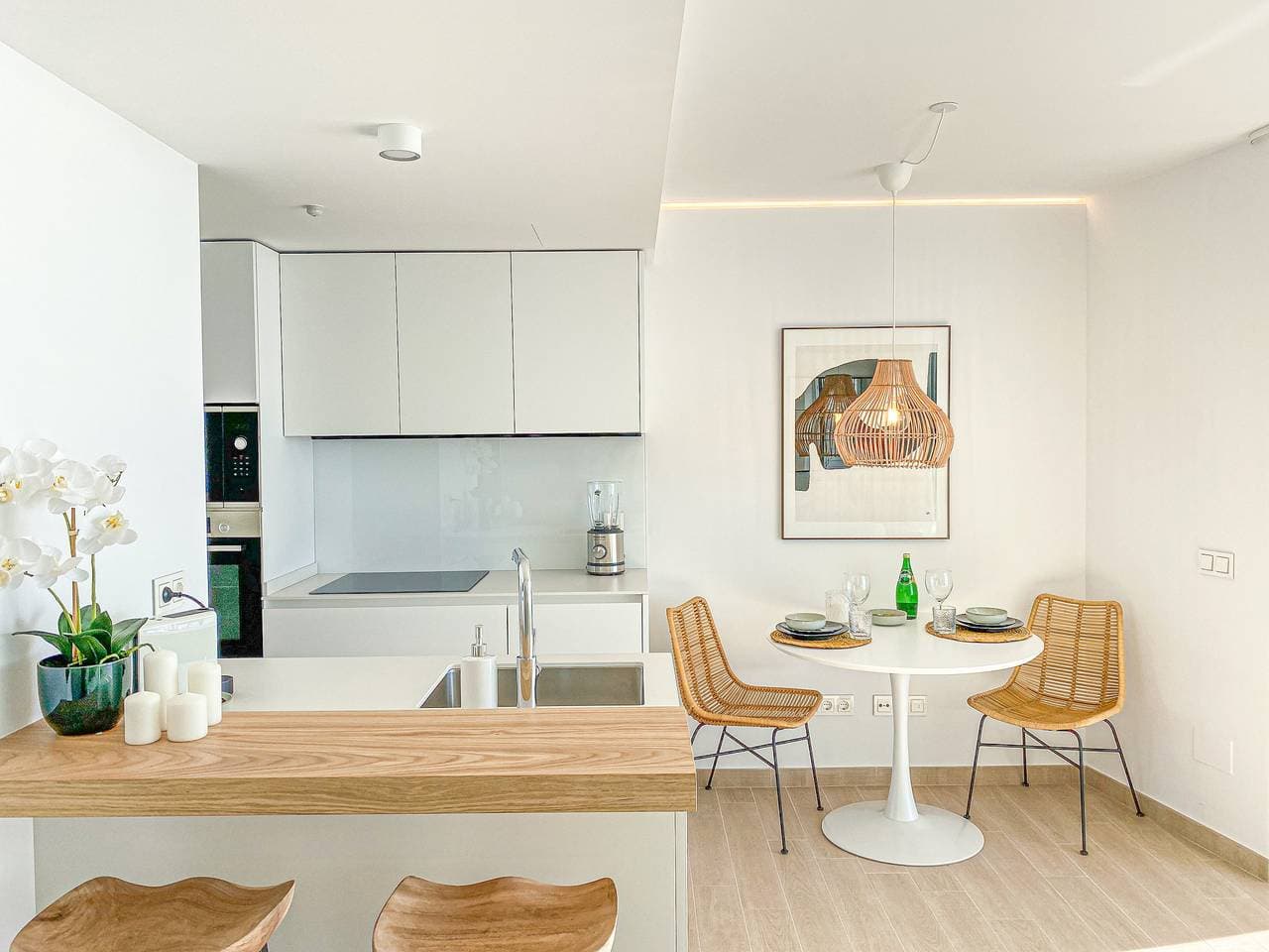 Foto 2 von 22: Amazing Sea Views - The Wave, Brand new apartment