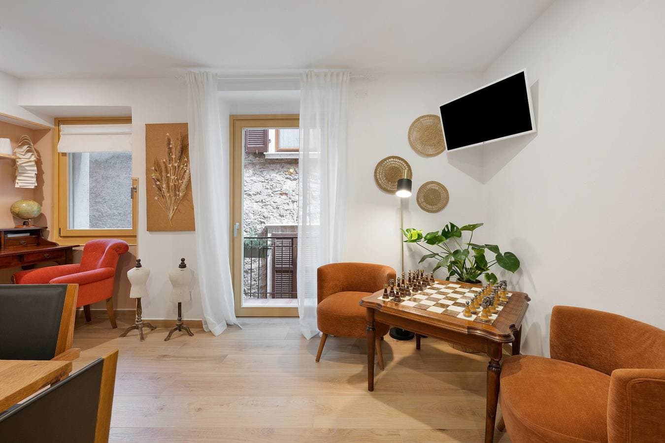 Foto 4 von 34: Residenza Tre Cuori: Zimmer mit Seeblick, WLAN & Klimaanlage in Torri del Benaco