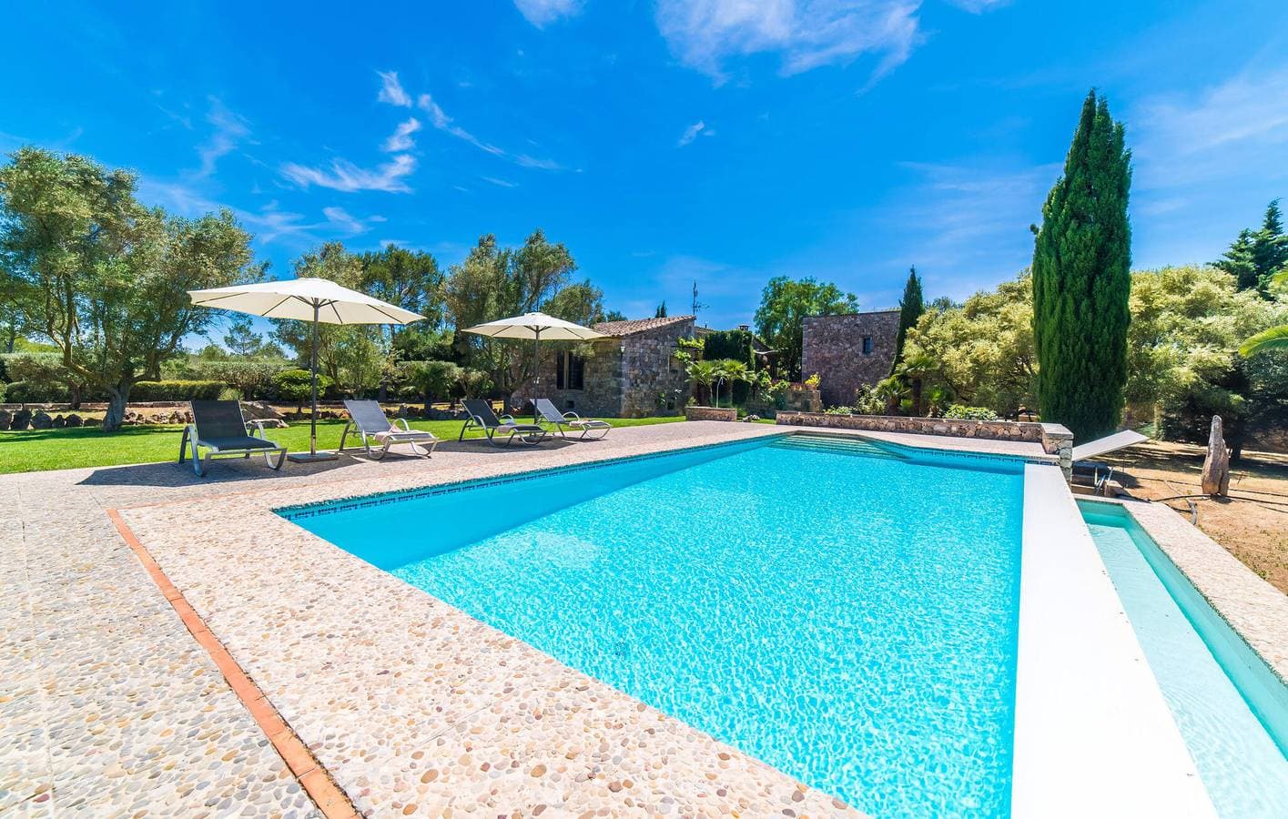 Foto 4 von 50: Gemütliche Terrassenwohnung mit Pool und Grill