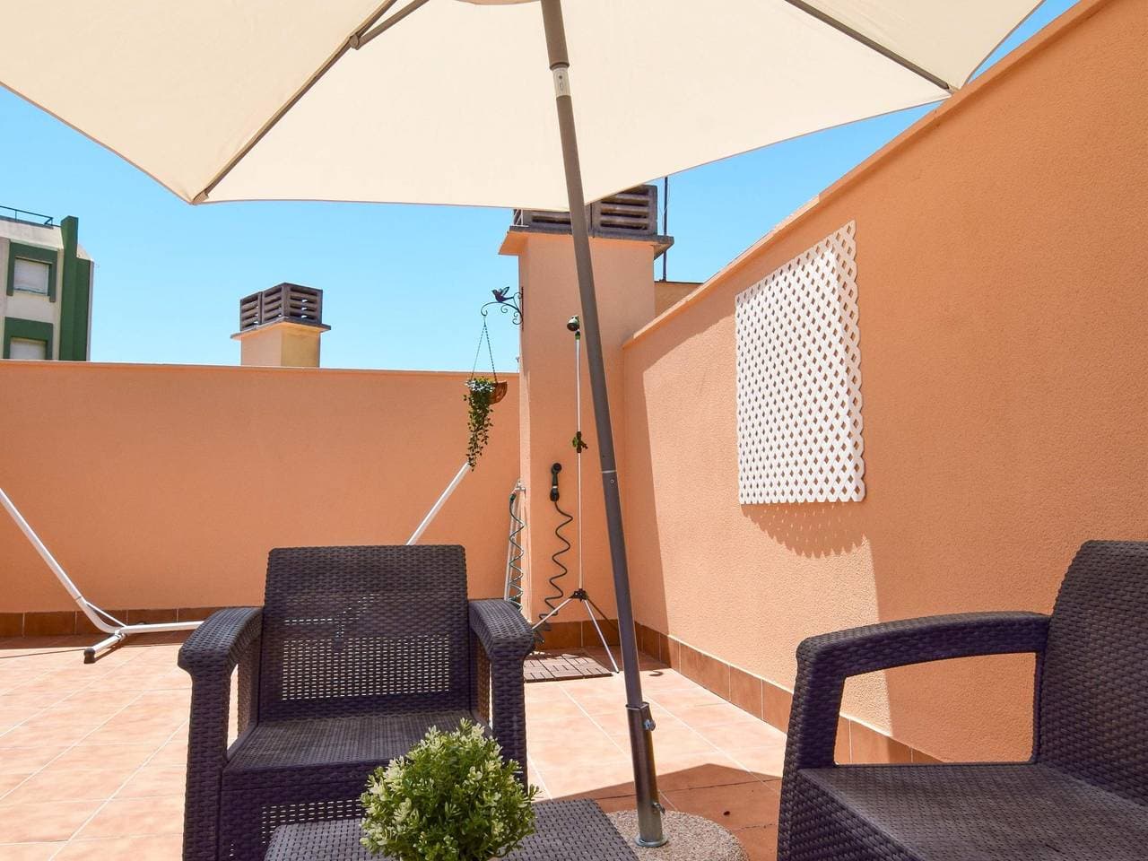 Foto 3 von 30: Ferienwohnung für 3 Personen mit Terrasse