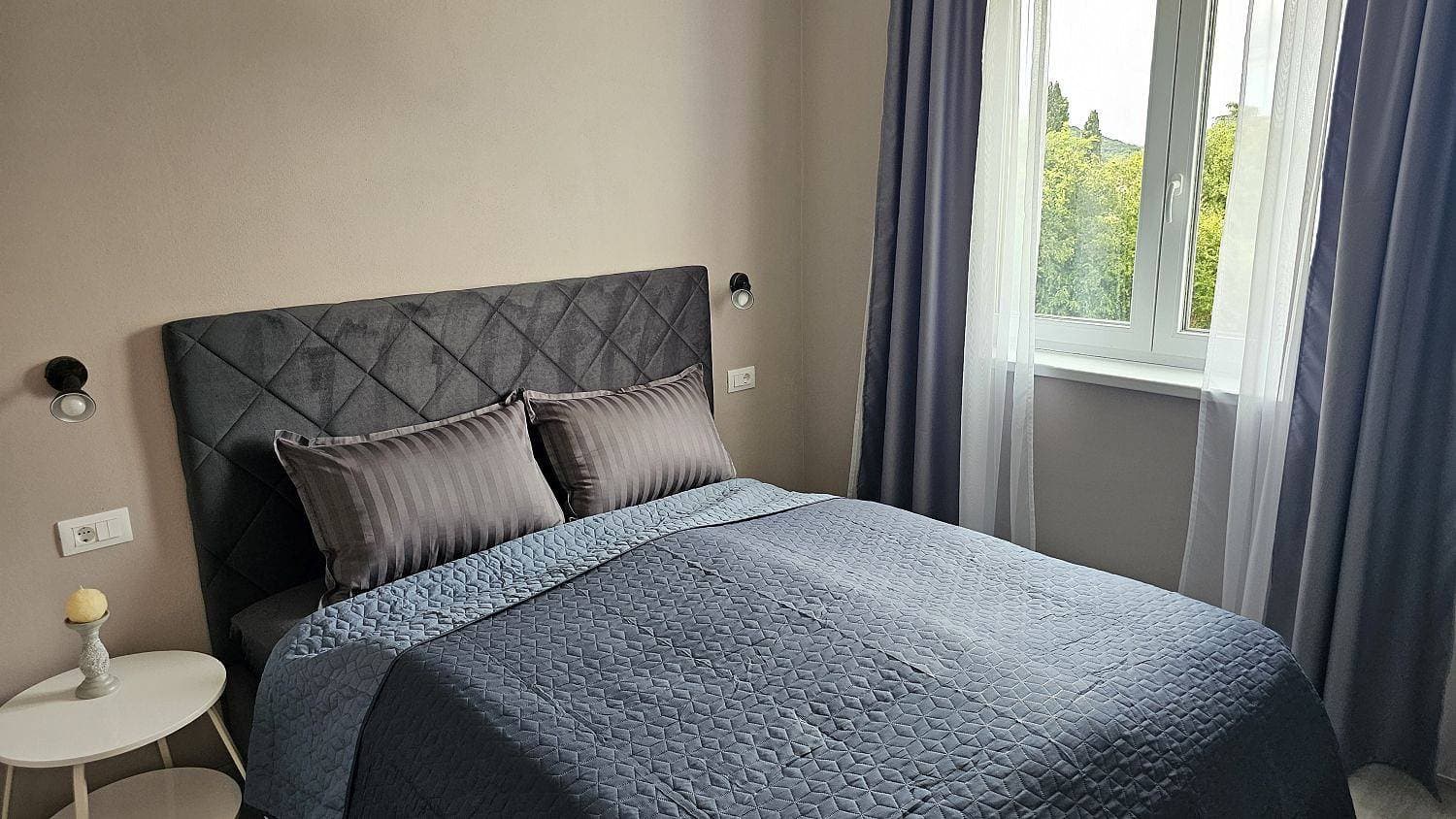 Foto 8 von 23: Hundefreundliches Luxusapartment mit Pool, Babybett, Parkplatz, WiFi
