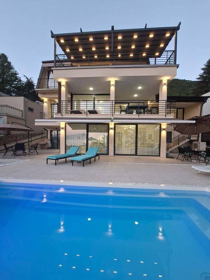 Villa Bistra 1