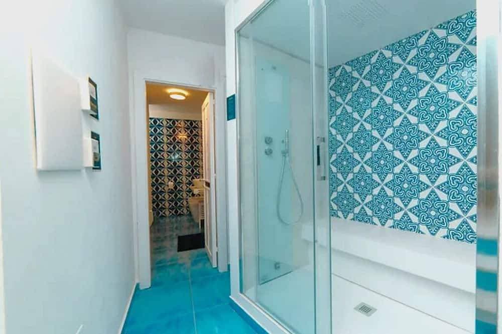 Foto 12 von 30: Amalfi Coast Villa w/Sea Views & Sauna & Jacuzzi plus Rooftop and Parking Garage