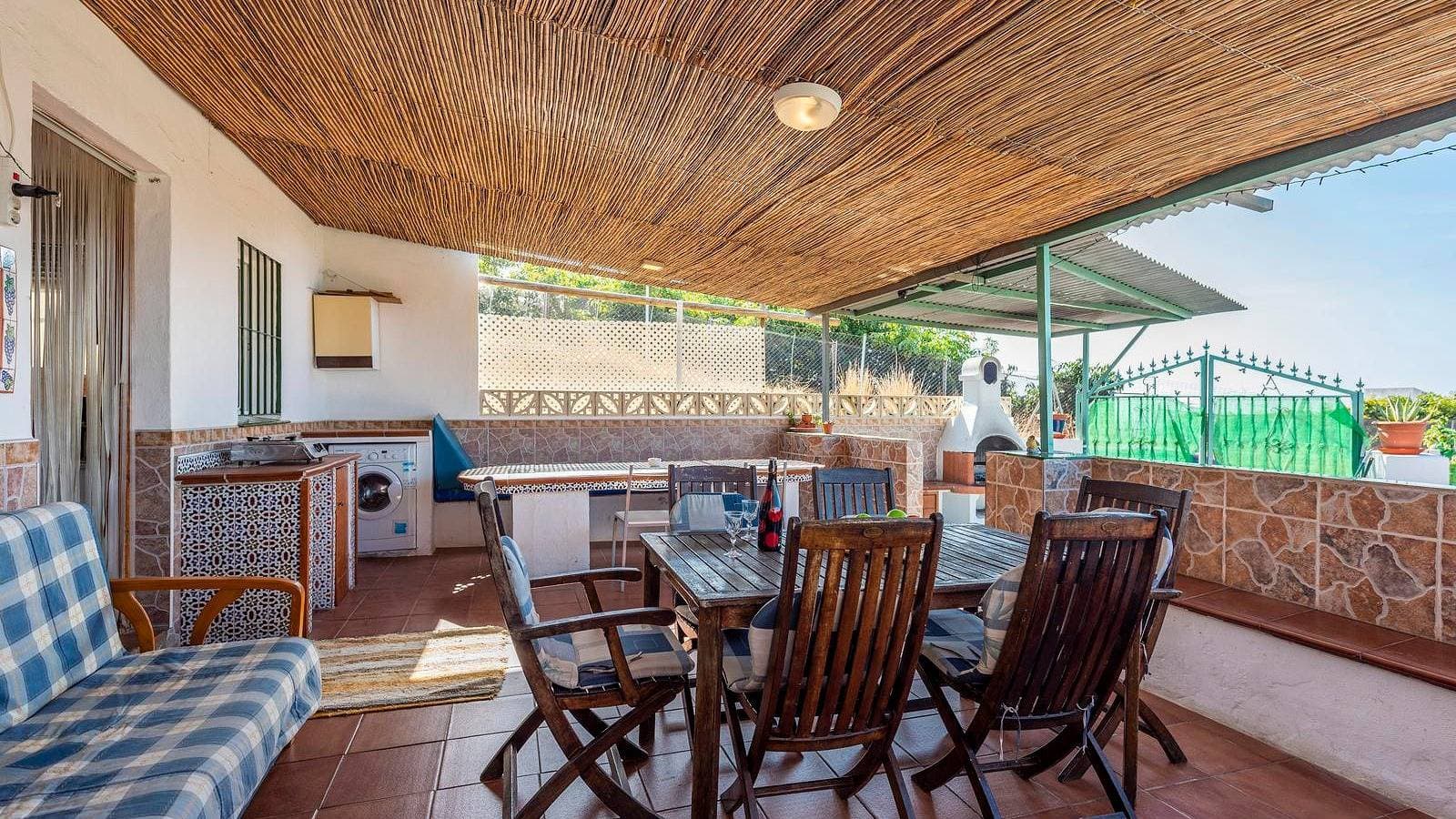 Foto 13 von 19: Lovely Sea Mountain View Cottage Torrox by Ruralidays