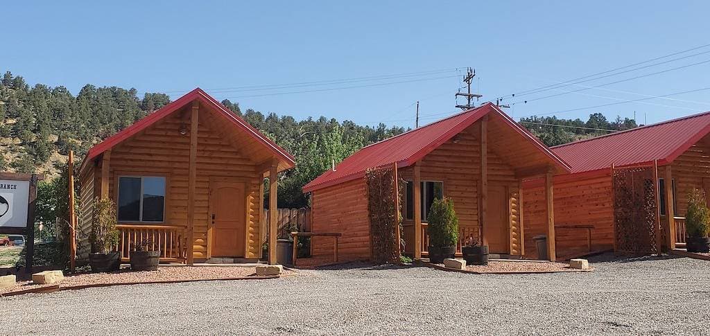 Foto 7 von 19: East Zion-Glendale Ranch Cabin 4