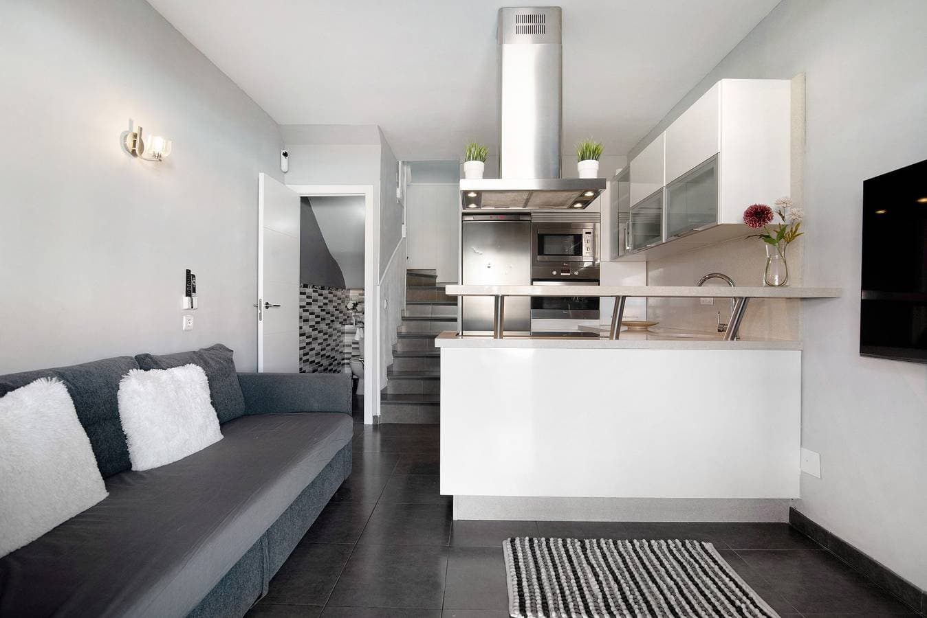 Foto 5 von 26: Ferienwohnung 'Be Room Oasis Luxury Pool' mit Gemeinschaftspool, WLAN und Klimaanlage