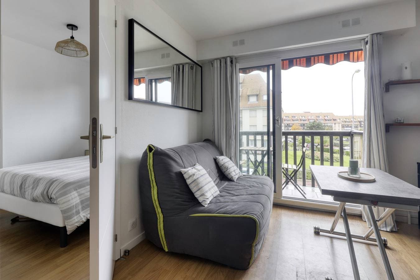 Foto 6 von 13: Ferienwohnung für 4 Personen mit Balkon