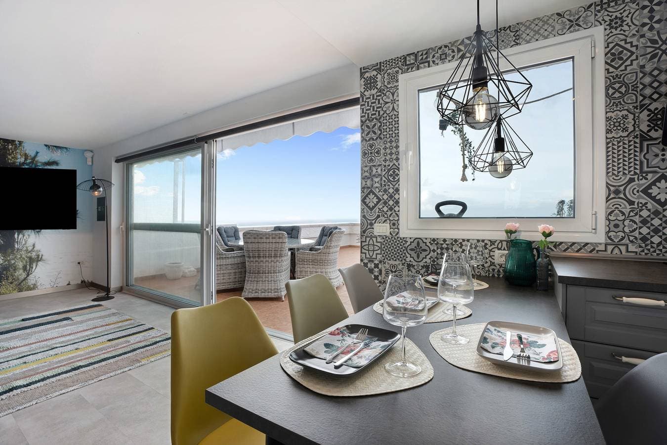 Foto 13 von 32: Ferienwohnung "Casa Hola Mar" direkt an der Küste mit Infinity-Blick auf das Meer