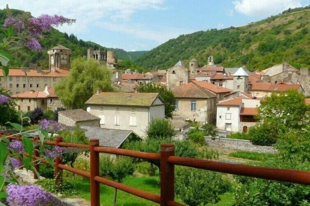 Foto 9 von 30: 4-Sterne Unterkunft in kleinem Dorf der Auvergne auf dem Land