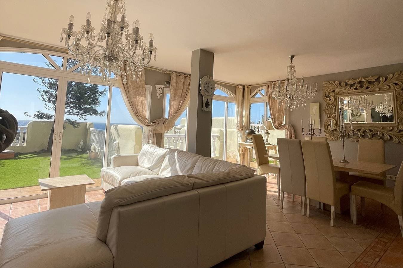 Foto 13 von 21: Villa für 4 Personen mit Garten