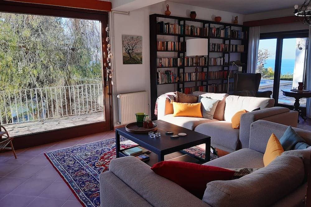 Foto 4 von 30: Schönes Haus mit  Meerblick, 2 Terrassen, Kinder und Haustiere willkommen, Pool