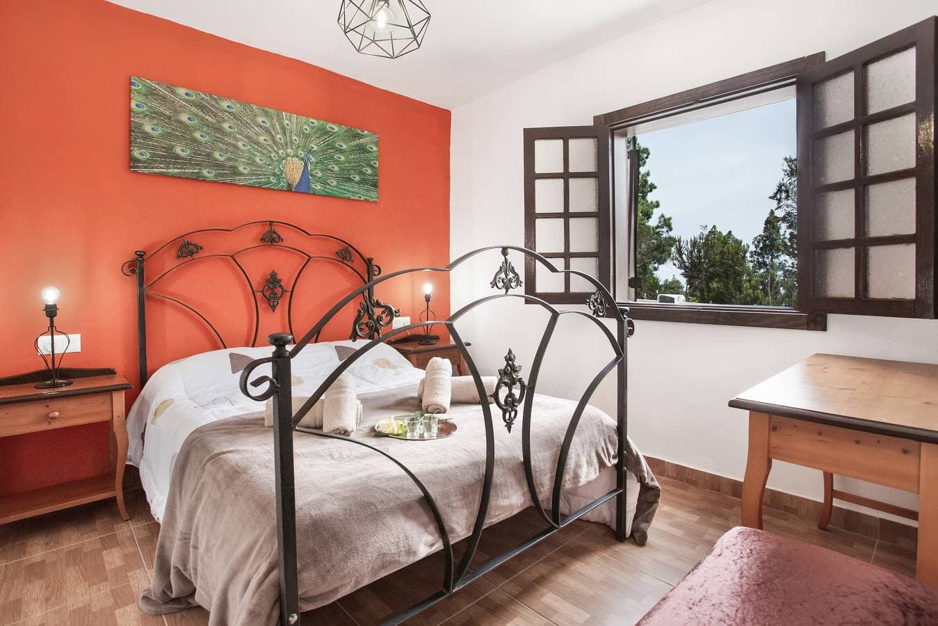 Foto 7 von 34: Casa Rural 'Ca Aurora' mit Bergblick, WLAN und kostenlosem Parkplatz