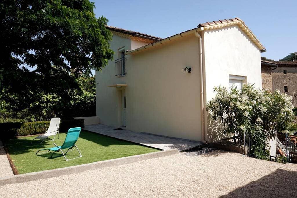 Magnanerie Leony Maison independante tout confort avec jardin - idéale famille -4 chambres dont une avec option 1