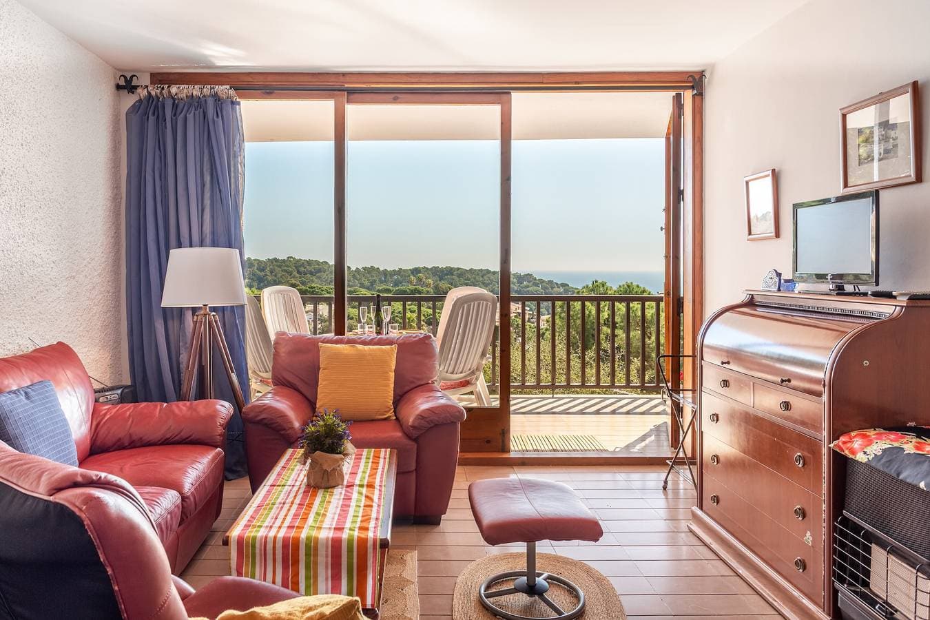 Foto 2 von 29: Ferienwohnung 'Corinna' mit Meerblick, privater Terrasse und WLAN