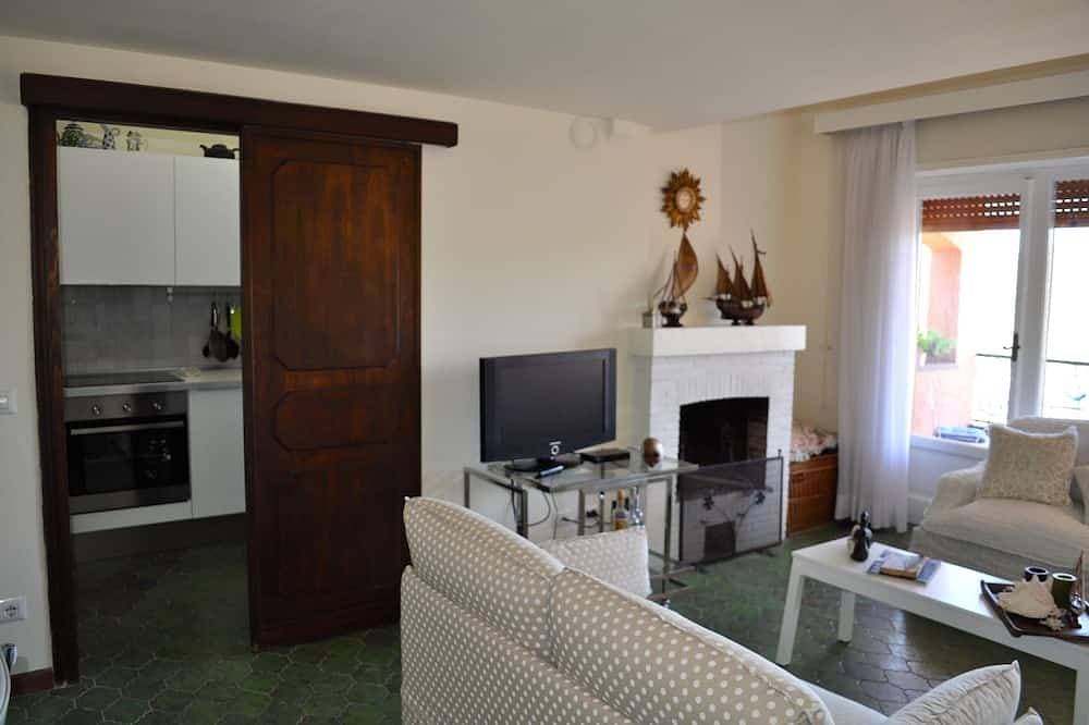 Foto 11 von 16: Porto Santo Stefano: Apartment mit Terrasse und herrlichem Blick auf den Hafen