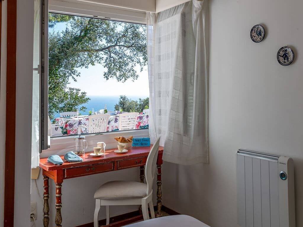 Foto 2 von 38: Ferienhaus für 7 Personen mit Pool