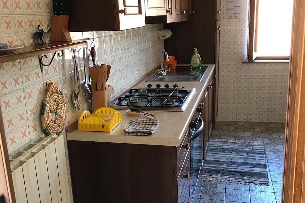 Foto 13 von 19: Stay on the walls of Murlo Castle, apartment with breathtaking views