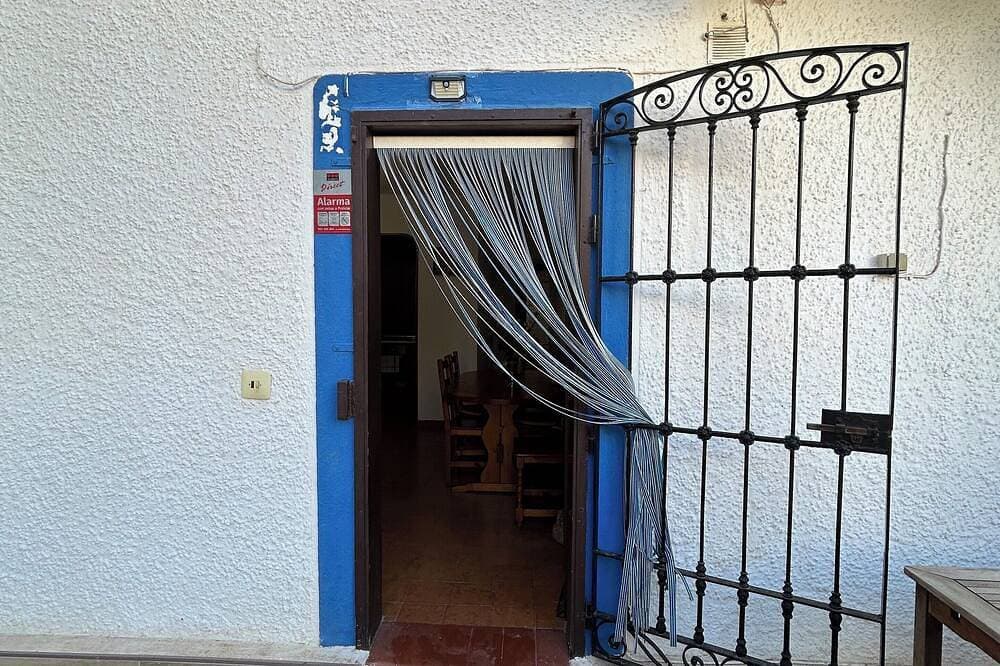 Foto 12 von 20: Faro de Mar, with large terrace and 5 minutes from the beach.