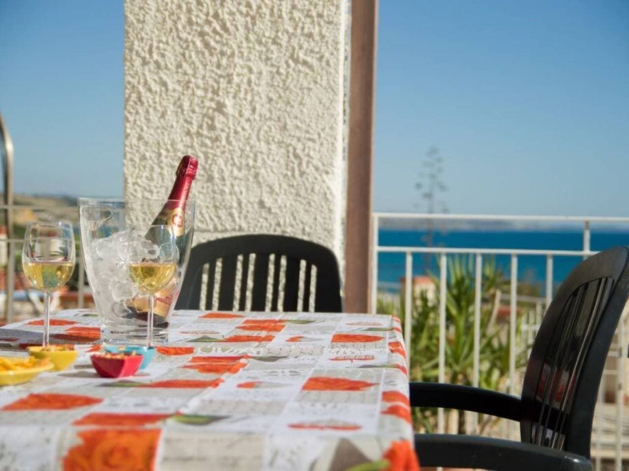 Foto 2 von 18: Ruhige Ferienwohnung in Sciacca mit Grill und Terrasse und Meerblick