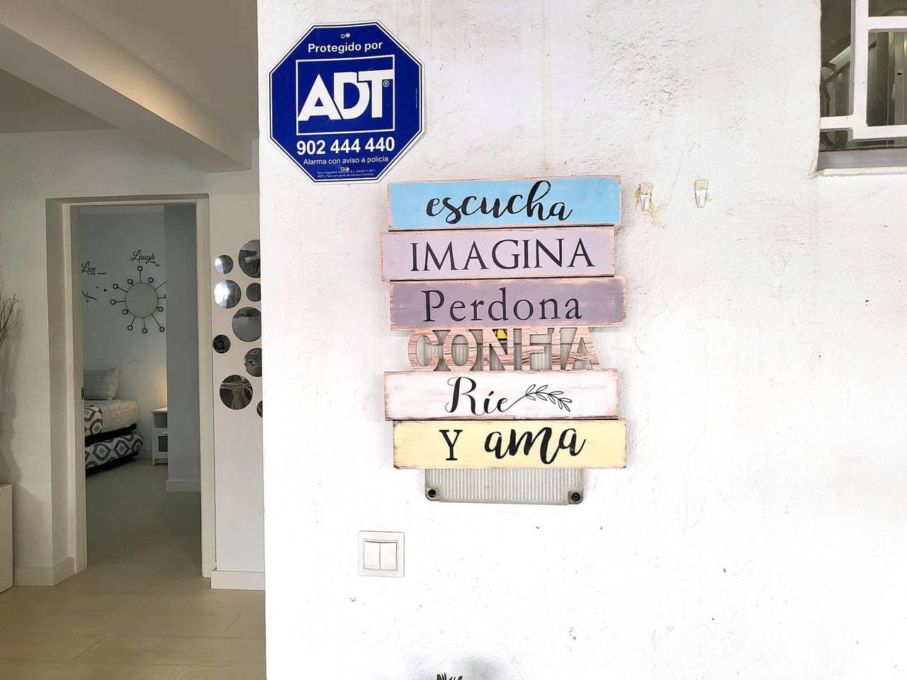 Foto 3 von 25: Moderne Ferienwohnung mit zwei Schlafzimmern und vier Pools in Costa del Silencio, Arona