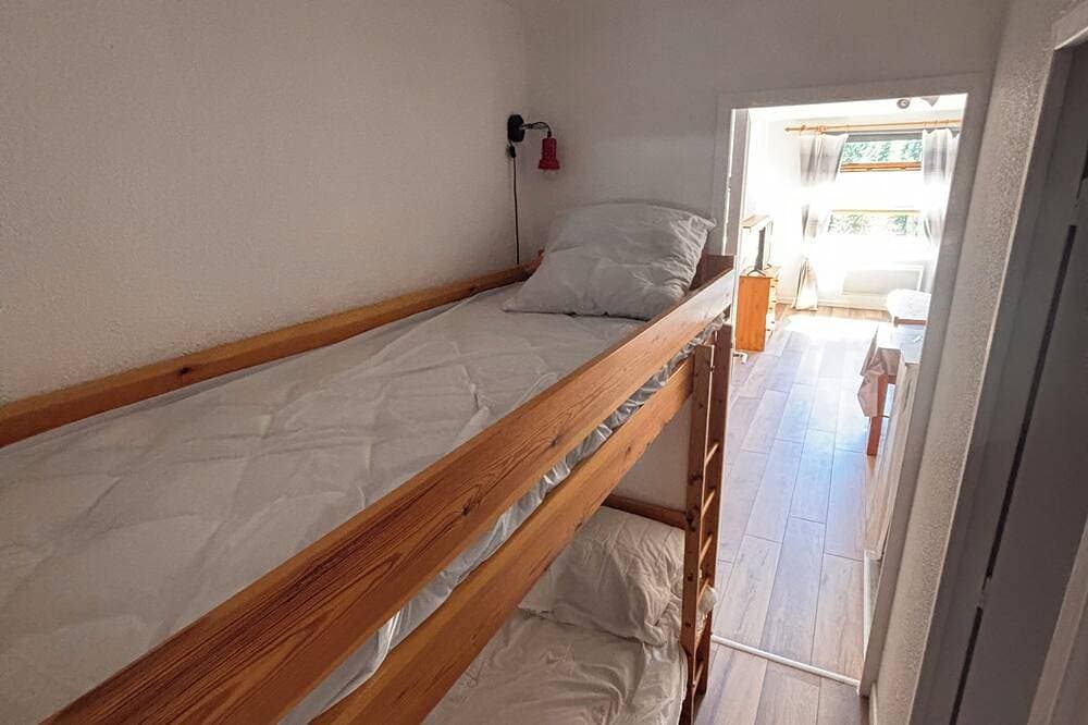 Foto 2 von 6: Apartment sleeps 4 resort center la foux d'allos