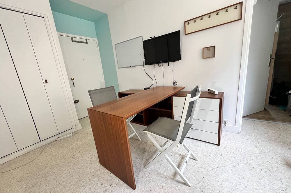 Foto 10 von 17: In the heights of Cassis, quiet studio with private parking and swimming pool.
