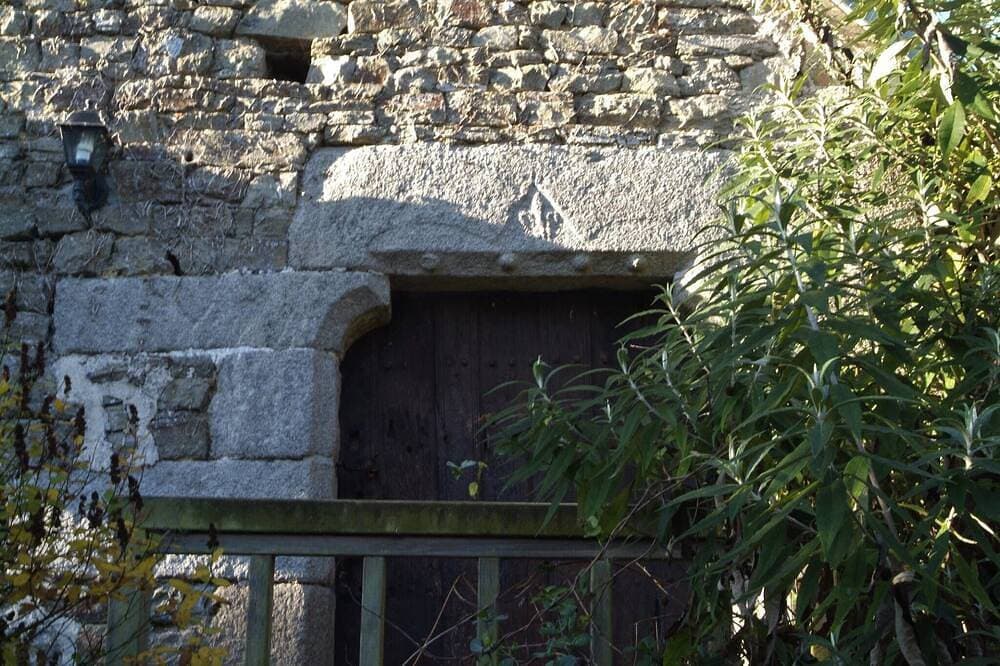 Foto 12 von 30: Entspannen Sie in der wunderschönen Landschaft der Normandie in einer alten umgebauten Scheune.