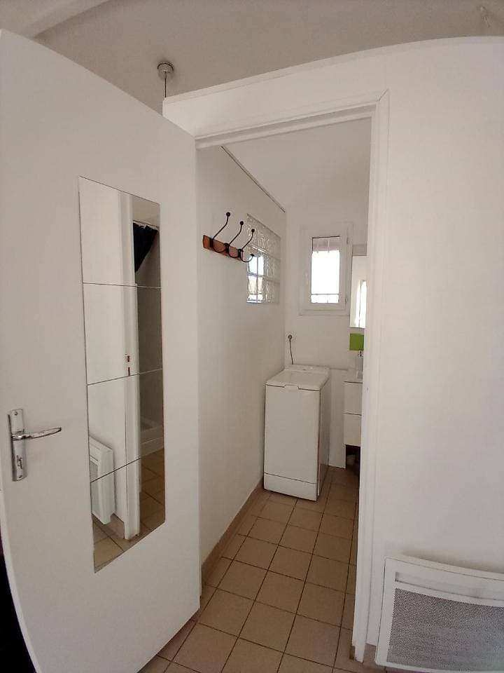 Foto 12 von 16: One-Bedroom Apartment