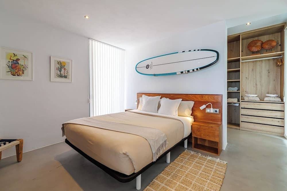 Foto 4 von 30: Ibiza, Neu und modern Haus mit Pool in Sant Josep, 2 Personen