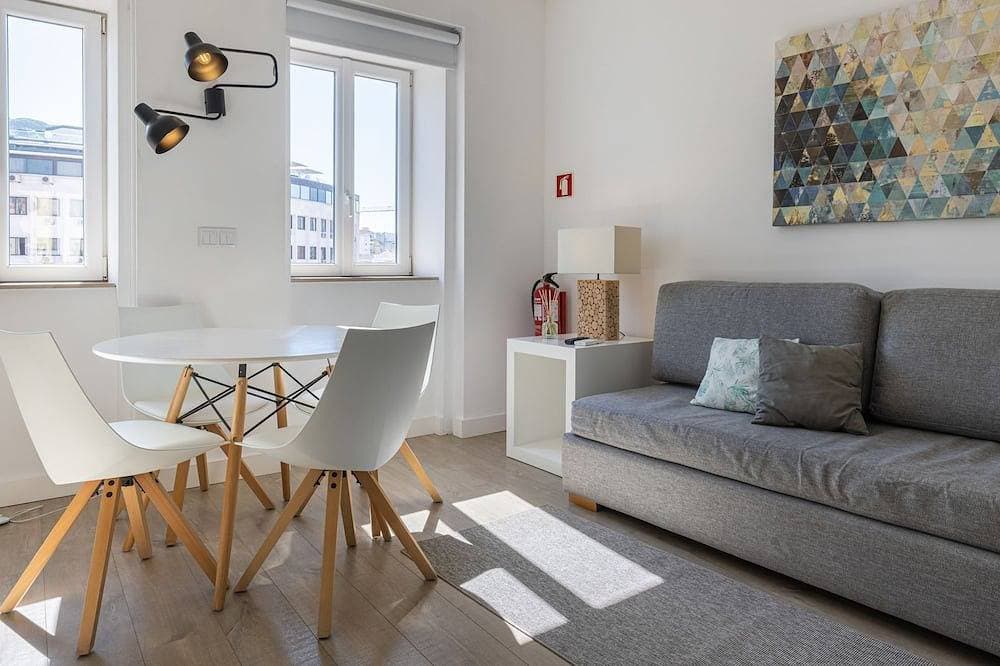 Garcia 28 | Apartment 3B by LovelyStay 1