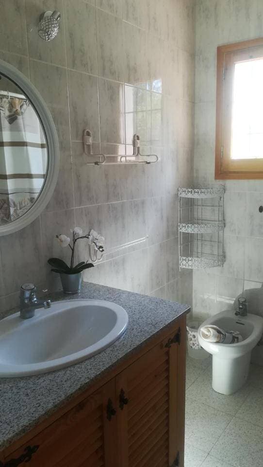 Foto 8 von 32: Three-Bedroom House