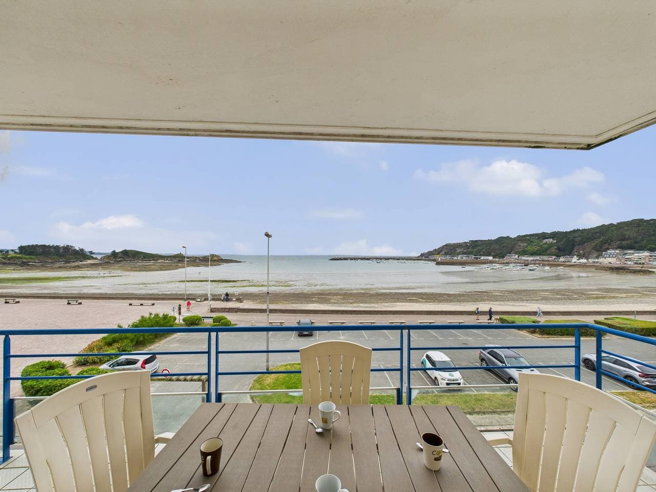 Meerblick – 25 m zum Strand, für 4 Pers 1