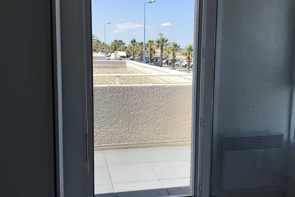 Foto 9 von 23: A seafront dream with garden and private parking.