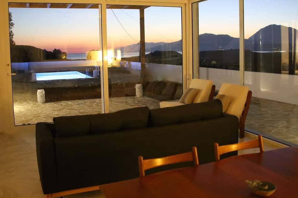 Foto 5 von 30: Villa in Kamilari, Heraklion und Umgebung mit Meer- und Bergblick und privatem Pool