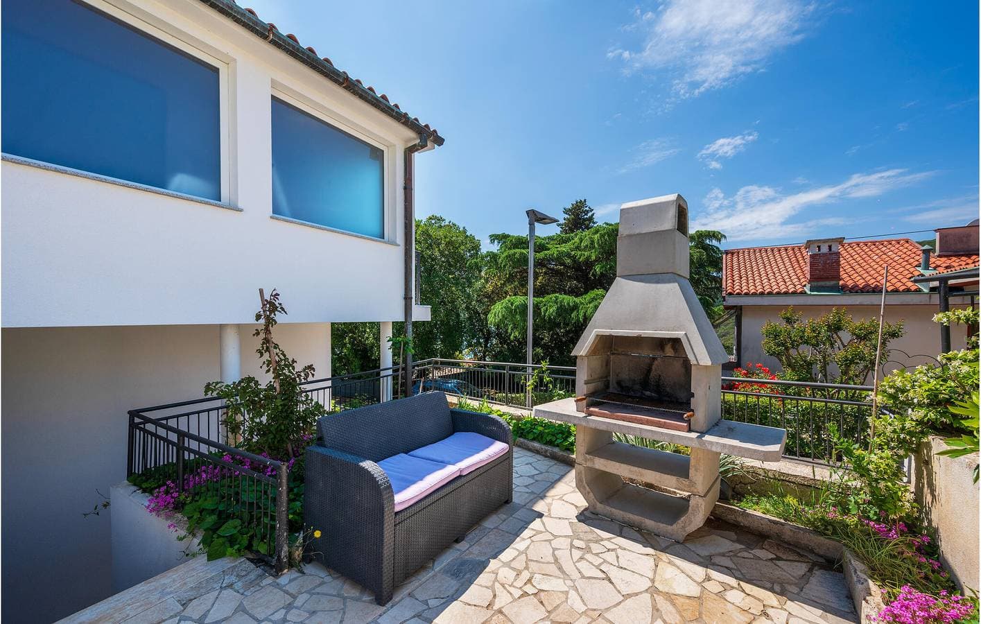 Foto 9 von 30: Charmantes 1-Zimmer-Apartment mit Terrasse, WLAN und Parkplatz, 200 m vom Strand entfernt